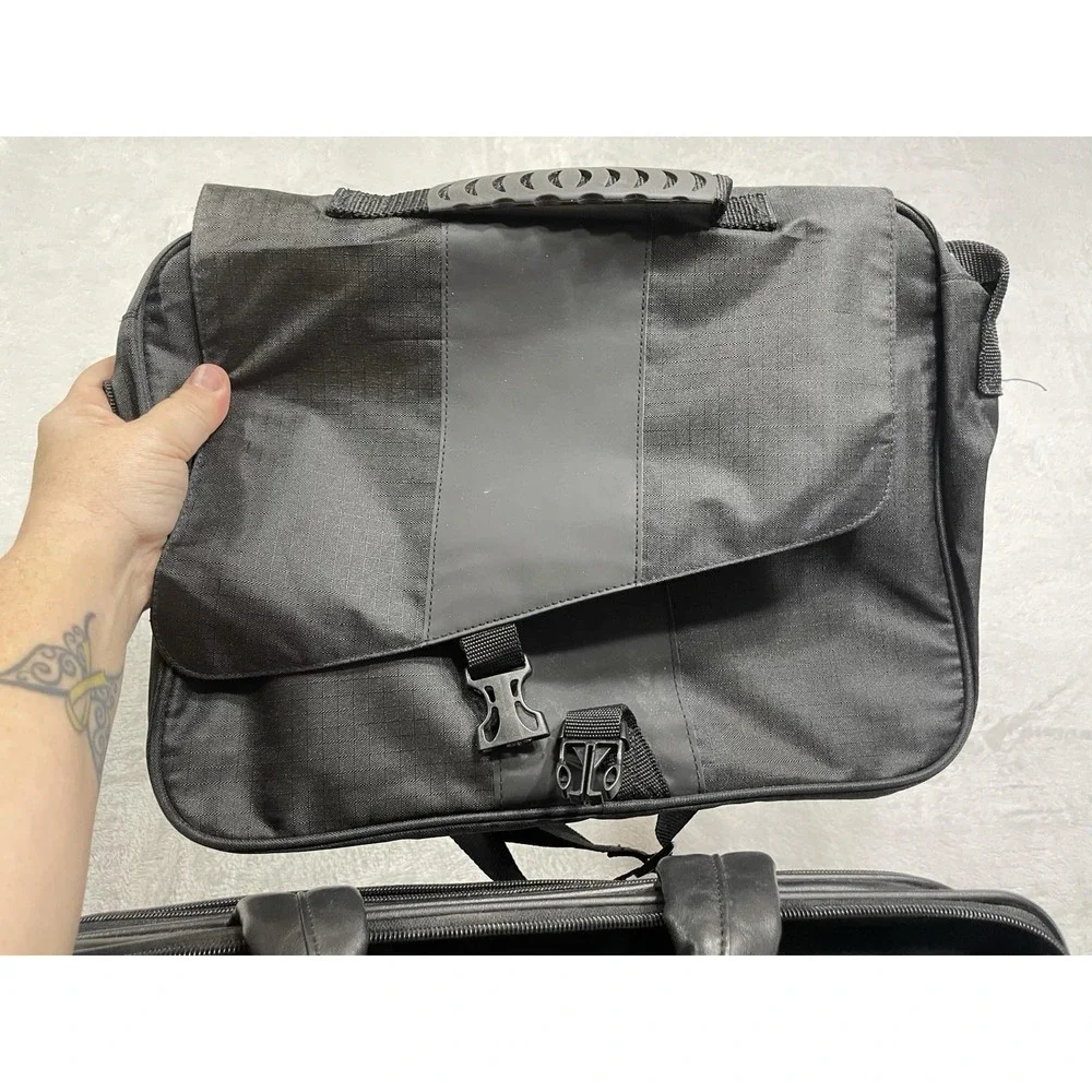 Levenger Evanger Leather Rolling Briefcase Laptop Bag Wheels Telescoping Handle